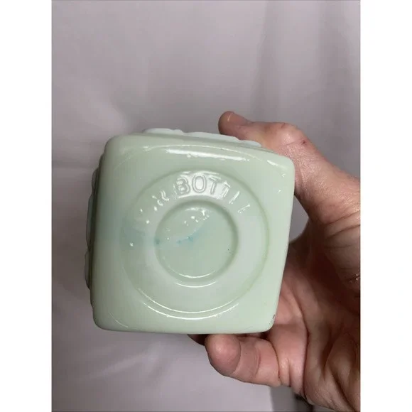 Empty Jim Beam Slag Green Liquor Decanter with Stopper 1972 Beautiful - Picture 9 of 9